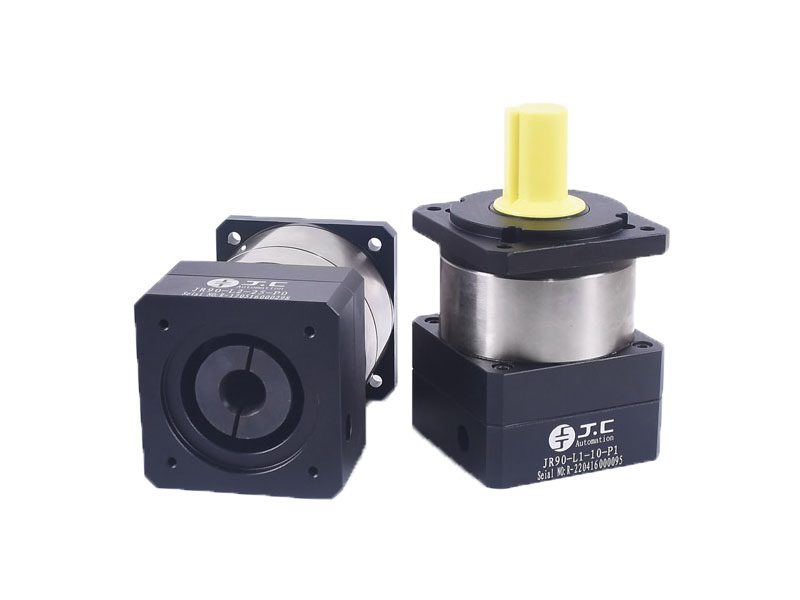 金屬撕碎機(jī)中斜齒輪減速機(jī)的安裝方法是什么 金屬撕碎機(jī)中斜齒輪減速機(jī)的安裝方法是什么